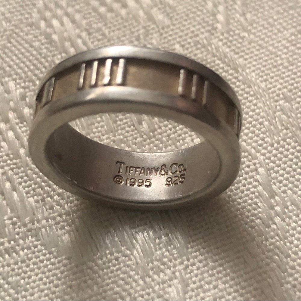 Tiffany & Co. .925 Silver Atlas Ring size 5.5